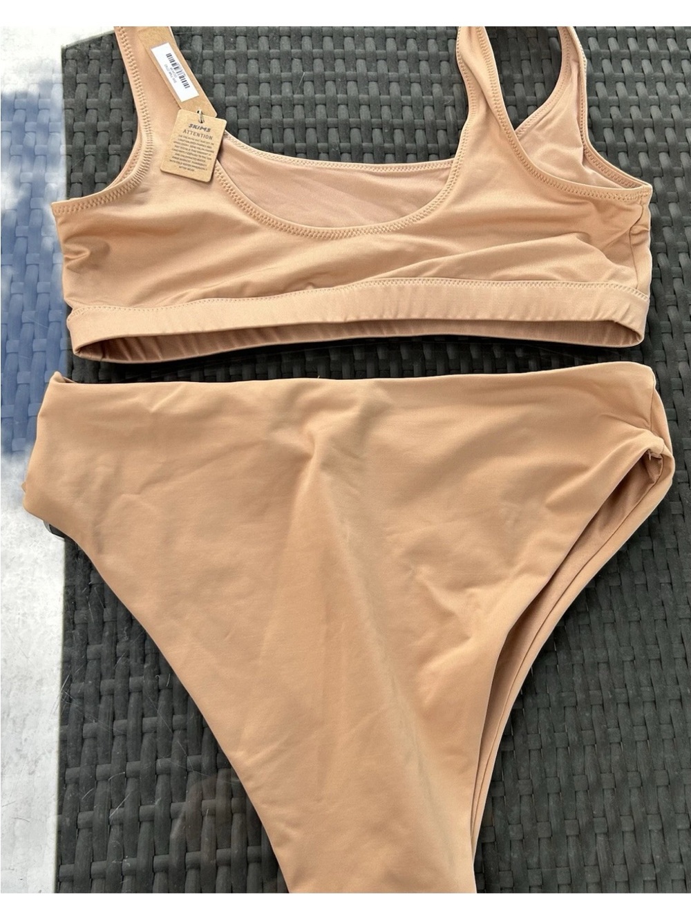 SKIMS Nude Seamless Scoop Bralette & High-Cut Brief Set